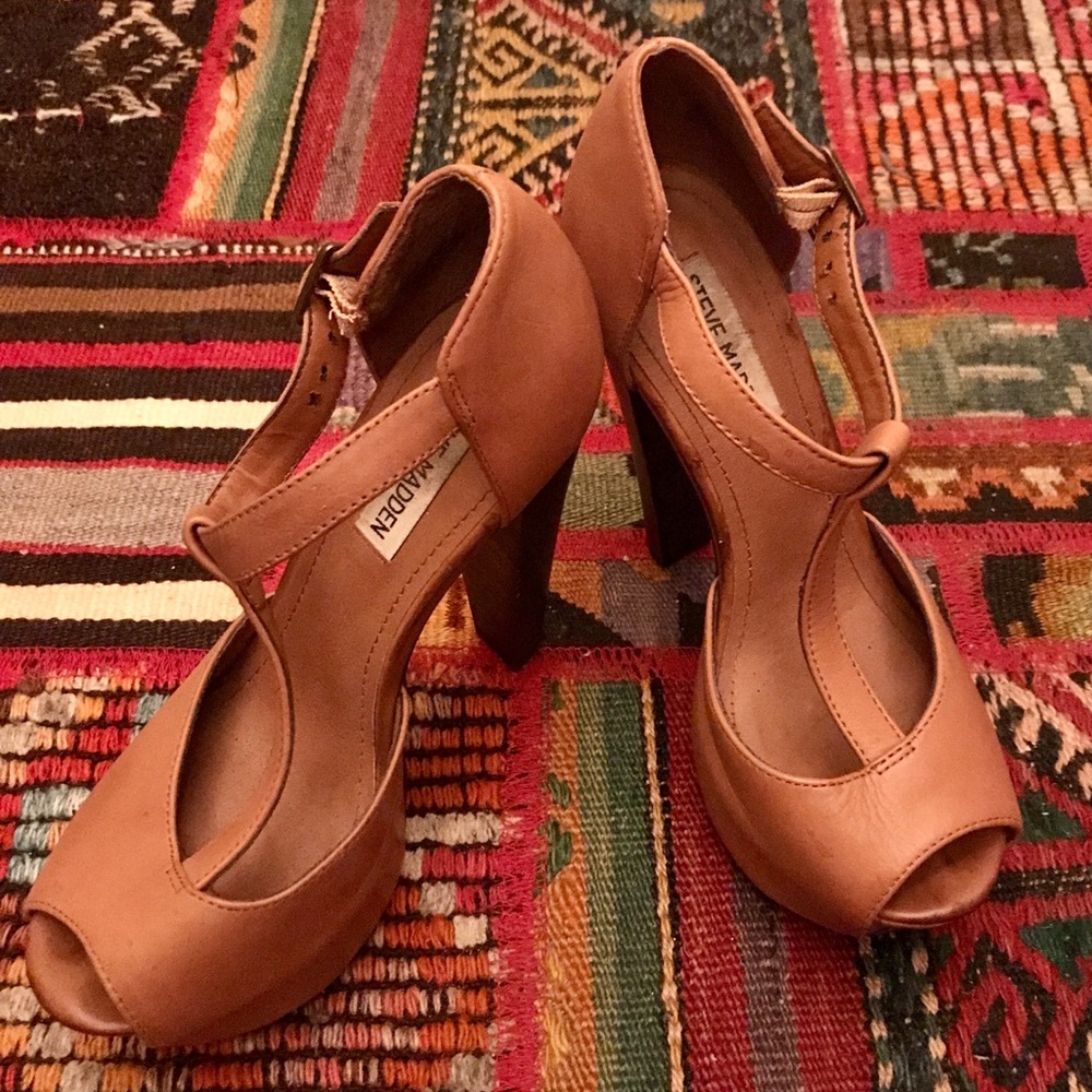 Dyvine Tan Suede Heels